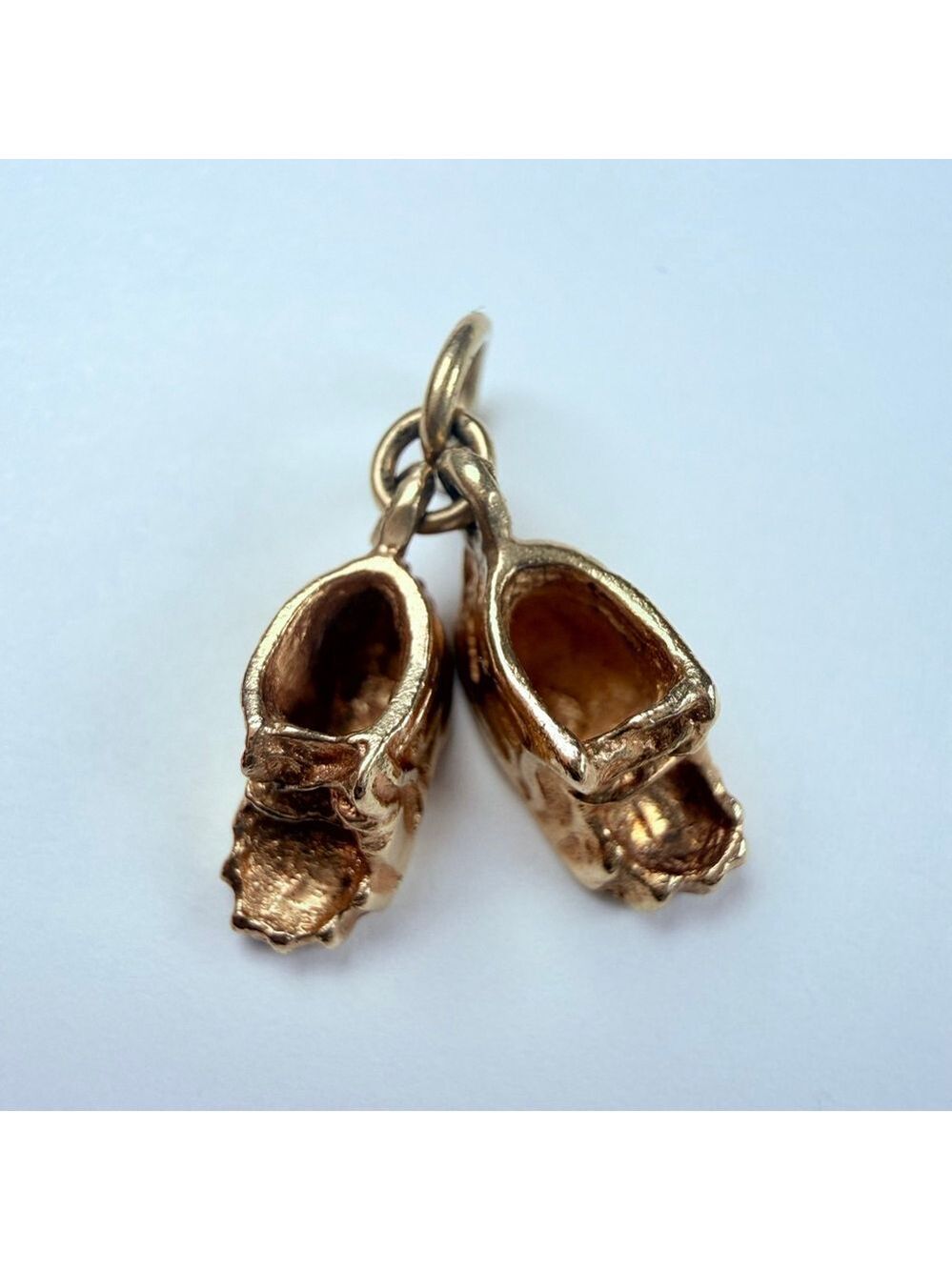 14K Solid Yellow Gold Pair Baby Infant Shoe Boots Booties Vintage Charm Pendant